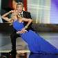 Heidi Klum e Tom Bergeron brincam no palco do 60.º Emmy Heidi Klum e Tom Bergeron brincam no palco do 60.º Emmy