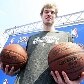 O Parque Villa-Lobos, em São Paulo, recebe clínica da NBA com Tiago Splitter O Parque Villa-Lobos, em São Paulo, recebe clínica da NBA com Tiago Splitter