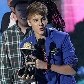 Justin Bieber recebeu prêmio por melhor momento 