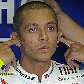 Valentino Rossi tapa os ouvidos durante os treinos da MotoGP na República Checa