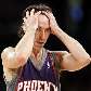Steve Nash, armador e estrela do Suns, lamenta-se na derrota de seu time para o Lakers Steve Nash, armador e estrela do Suns, lamenta-se na derrota de seu time para o Lakers