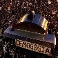 Milhares de espanhóis acampam em protesto contra política econômica; são inspirados pelos árabes