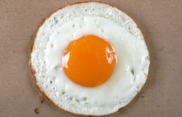 Os diferentes sabores dos ovos e dos frangos