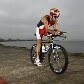 Velloso venceu cancer três vezes e se tornou triatleta