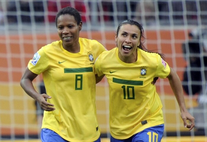 Marta desencanta e ajuda Brasil a vencer a Noruega na Copa feminina