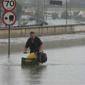 http://img.estadao.com.br/fotos/5C/2E/D6/G5C2ED60916614309AD0D660068F15B2C.jpg