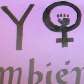 Mulher carrega cartaz em demonstração ao Dia Internacional da Mulher Mulher carrega cartaz em demonstração ao Dia Internacional da Mulher