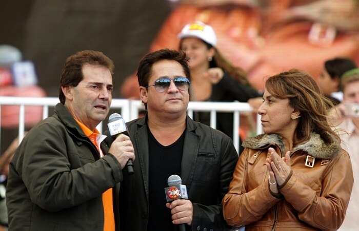 Festa organizada por centrais sindicais reúne milhares em São Paulo