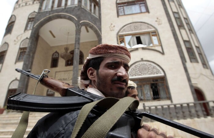 Seguranças do líder iemenita Sadiq al-Ahmar em Sanaa, Iêmen