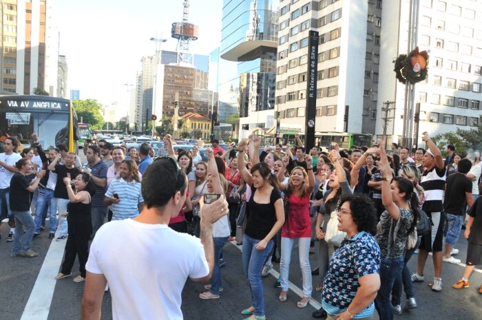 Tumulto e confusão em blitz da GCM no Shopping  Boulevard Monti Mare na av. Paulista. 11-12-2011