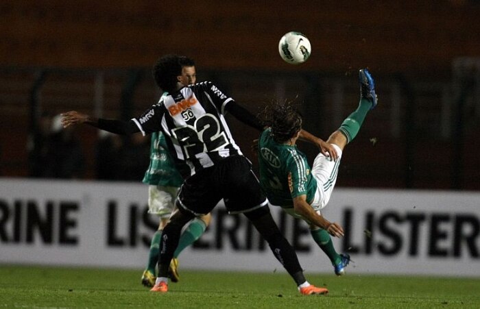 Ronaldinho estreia no Atlético-MG contra o Palmeiras
