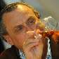 Tuca Reinés comemora a abertura da Galeria Oceano com degustação de whisky Tuca Reinés comemora a abertura da Galeria Oceano com degustação de whisky