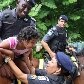 Forças de segurança ocupam tranquilamente as favelas do Caju e Barreira do Vasco