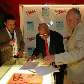 Coaracy Nunes, presidente da CBDA, assina contrato com a Speedo Coaracy Nunes, presidente da CBDA, assina contrato com a Speedo