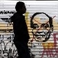Na Praça Tahrir, egípcios protestam contra governo militar e comemoram um ano sem Hosni Mubarak