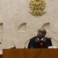 Joaquim Barbosa assume a presidência do STF