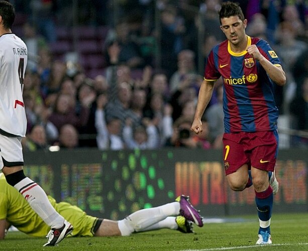 David Villa comemora o gol na vitória do Barcelona sobre o Osasuna pelo Espanhol