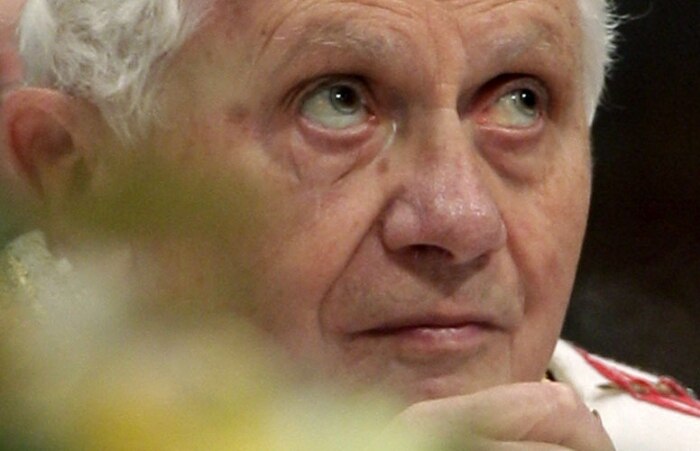 Papa Bento XVI se pronuncia sobre os ataques de violência e intolerância contra católicos pelo mundo
