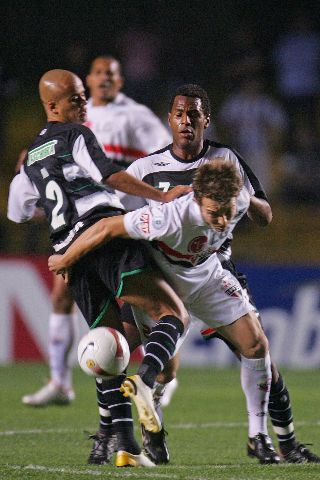 São Paulo e Figueirense empatam