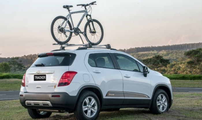 Em dezembro passado, a Tracker ganhou a edição Freeride. O nome remete a um curioso item que acompanhará o veículo: uma bicicleta. O preço tabelado é de R$ 67.690 e ele só é vendido com câmbio manual de 5 marchas