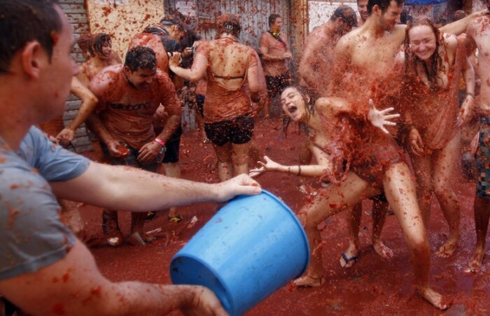 A Tomatina começou na década de 1940, durante os primeiros anos da ditadura de Francisco Franco