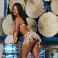 O samba-enredo da escola é `No Chuveiro da Alegria, quem banha o corpo lava a alma na folia!´