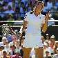 Dinara Safina reage com lamento após perder ponto na estreia em Wimbledon Dinara Safina reage com lamento após perder ponto na estreia em Wimbledon