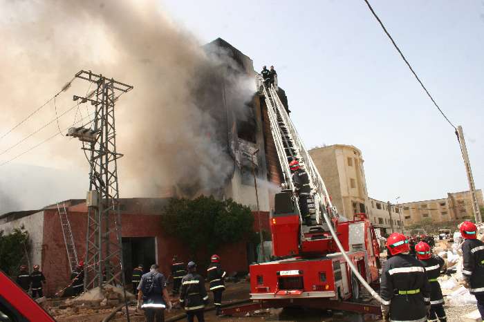 Incêndio em fábrica de colchões mata 55 no Marrocos