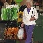 Supermercados deixam de dar sacolas de plástico
