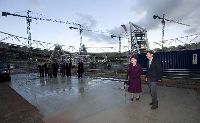 Rainha Elizabeth acompanhou de perto as obras do Parque Olímpico