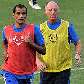 Rivaldo e o técnico Luiz Felipe Scolari correm em treino no Bunyodkor Rivaldo e o técnico Luiz Felipe Scolari correm em treino no Bunyodkor