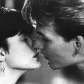 Cena clássica de Ghost - Do Outro Lado da Vida (1990), com Demi Moore e Swayze Cena clássica de Ghost - Do Outro Lado da Vida (1990), com Demi Moore e Swayze
