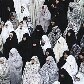Iranianas realizam as rezas de sexta-feira no Teerã