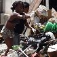 Atividade pretendeu a retirada de lixo das encostas e recolhimento de detritos acumulados
