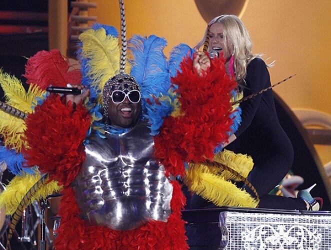 Cee-lo Green e Gwyneth Paltrow dividem palco
