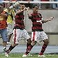 Ronaldinho dança com os companheiros de Flamengo na comemoração de gol sobre o Boavista Ronaldinho dança com os companheiros de Flamengo na comemoração de gol sobre o Boavista
