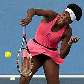 Venus Williams devolve bola em derrota no Torneio de Pequim