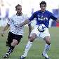 Morais, do Corinthians, tenta roubar a bola de Fabrício, do Cruzeiro Morais, do Corinthians, tenta roubar a bola de Fabrício, do Cruzeiro