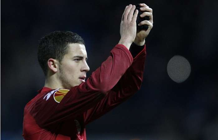 Hazard marca em cobrança de falta e garante a vitória do Lille sobre o Liverpool pela Liga Europa
