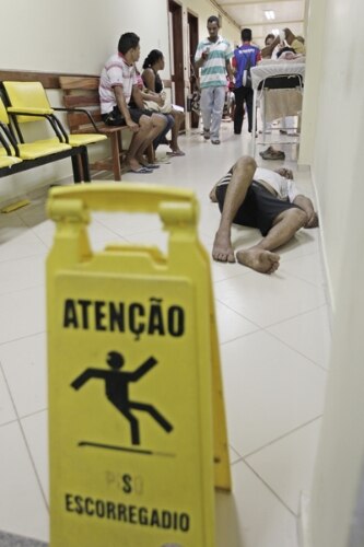 Postos de saúde também não tem medicamento ou equipamentos para atendimento à população