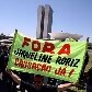 Cerca de 50 pessoas fizeram uma manifestação na via que dá acesso ao Congresso Nacional Cerca de 50 pessoas fizeram uma manifestação na via que dá acesso ao Congresso Nacional