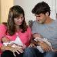 Mirka Vavrinec e Roger Federer com os gêmeos recém-nascidos Mirka Vavrinec e Roger Federer com os gêmeos recém-nascidos