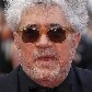O diretor espanhol Pedro Almodóvar compete em Cannes com 