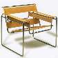 A poltrona Wassily, de 1925, feita em tubos de aço cromado; cadeira de autoria de Marcel Breuer A poltrona Wassily, de 1925, feita em tubos de aço cromado; cadeira de autoria de Marcel Breuer