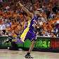 Bryant comemora classificação do Lakers para a final da Conferência com o Celtcs