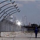 Esportes - Funcionários correm para aprontar o Circuito do Anhembi, faltando menos de uma semana para a etapa de São Paulo da Fórmula Indy. - Foto: Ernesto Rodrigues/AE - 23/4/2011