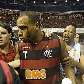 Wagner, do Flamengo, é agredido por torcedores do Brasília, que venceu o 3.º jogo da final do NBB