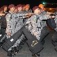 Bandidos aproveitam greve da PM e saqueiam lojas na Bahia