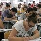 Candidatos disputam quase 11 mil vagas na Fuvest Candidatos disputam quase 11 mil vagas na Fuvest