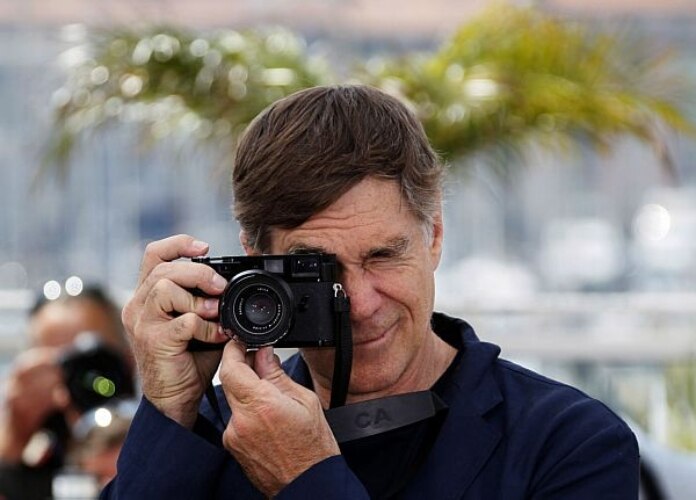 O cineasta Gus Van Sant banca o fotógrafo em Cannes